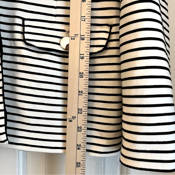 Chicos Blazer Jacket White Black Stripe Lined Knit Buttons Size 0 M - Picture 7 of 15